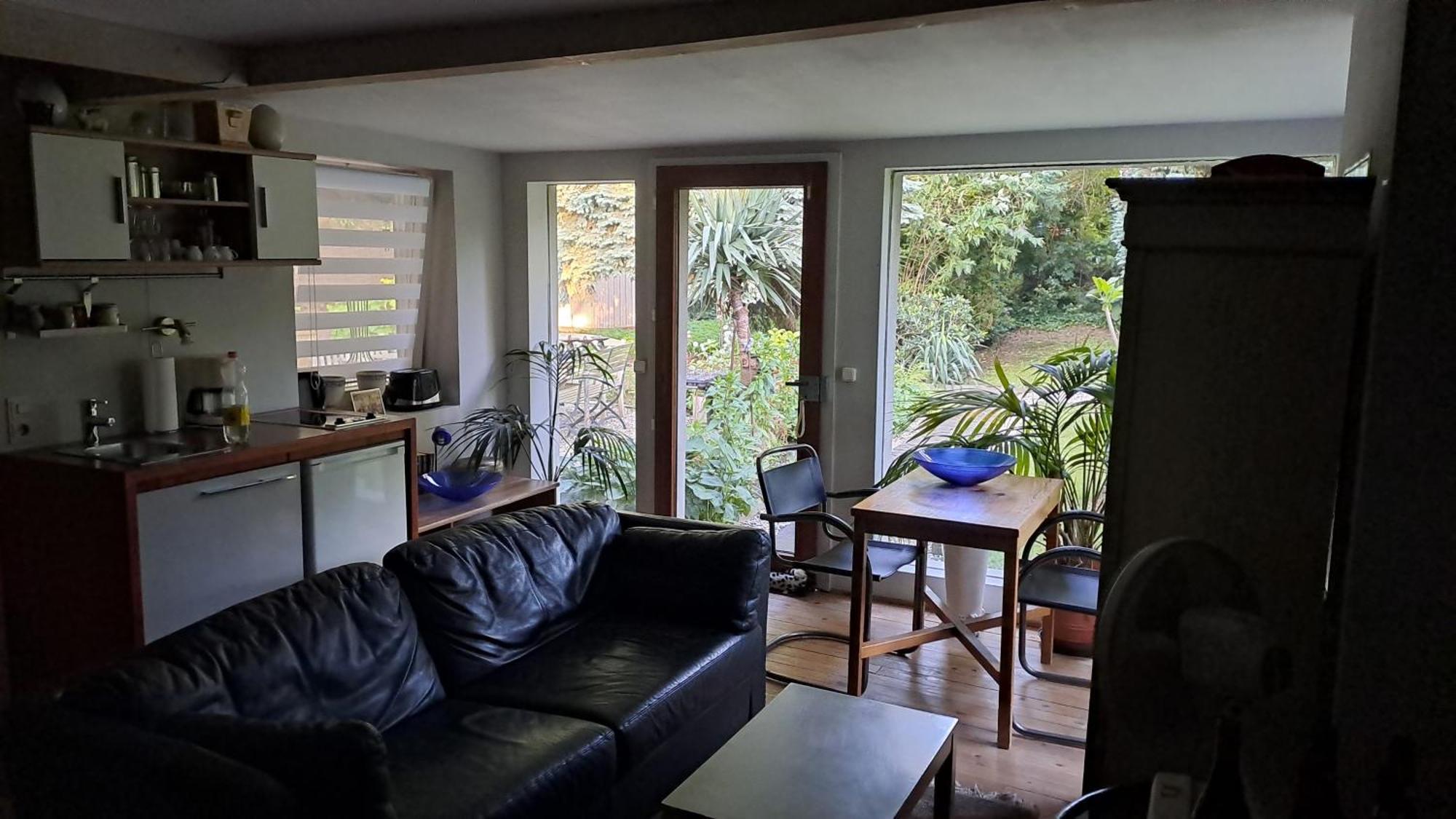 Apartmenthaus Mit Sauna Und Whirlpool Krefeld Exterior photo